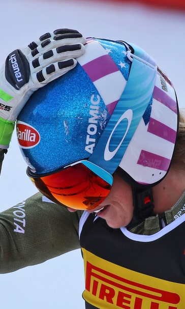 Shiffrin wins super-G, Vonn crashes at worlds